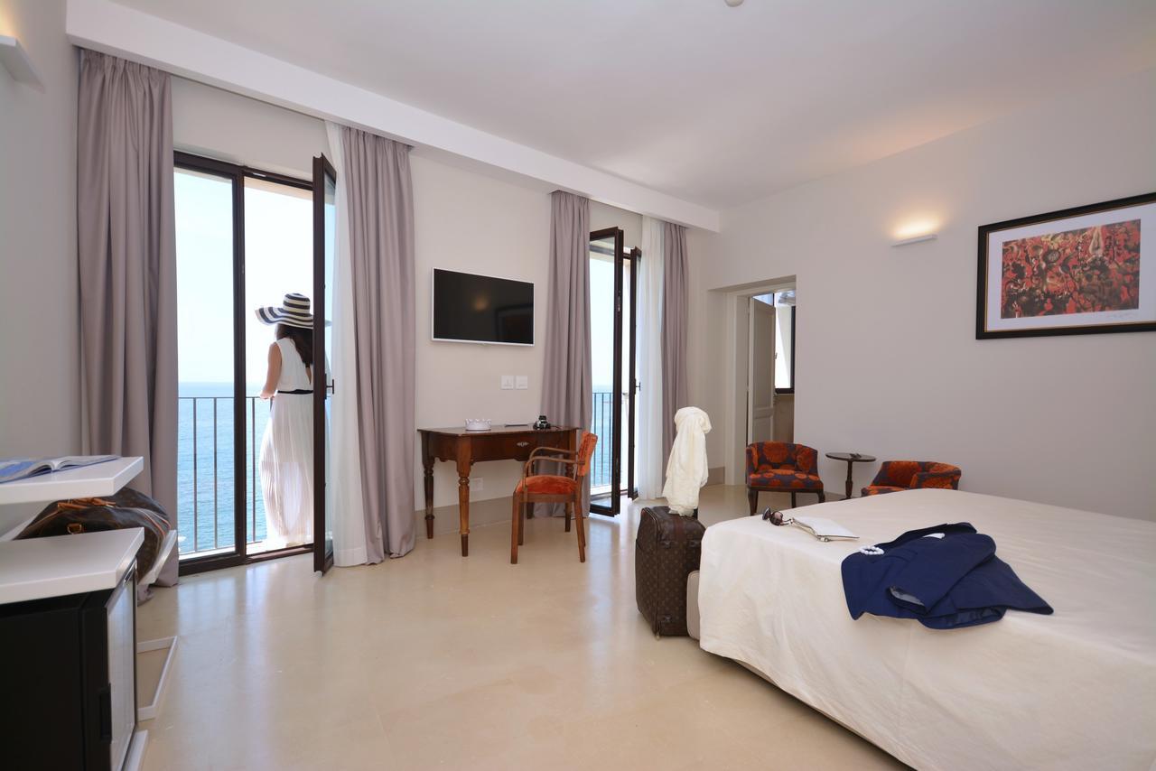 Hotel I Bastioni San Domenico Gallipoli Esterno foto